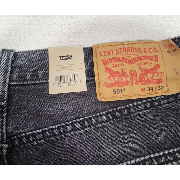 Levi's 501 original 34x32 sit at waist men button fly - Picture 2 of 9